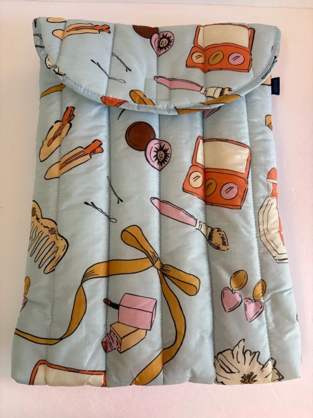 NWOT BAGGU 13